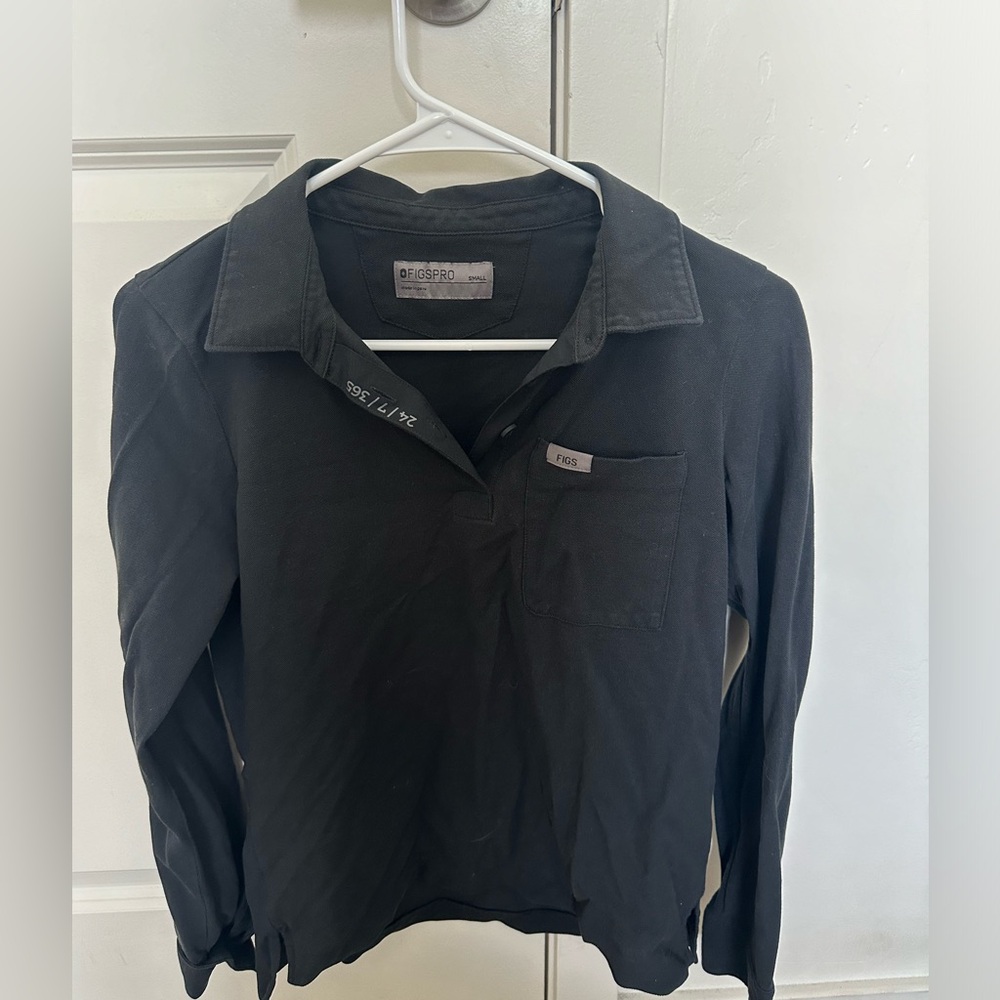 FIGS PRO long sleeve black top